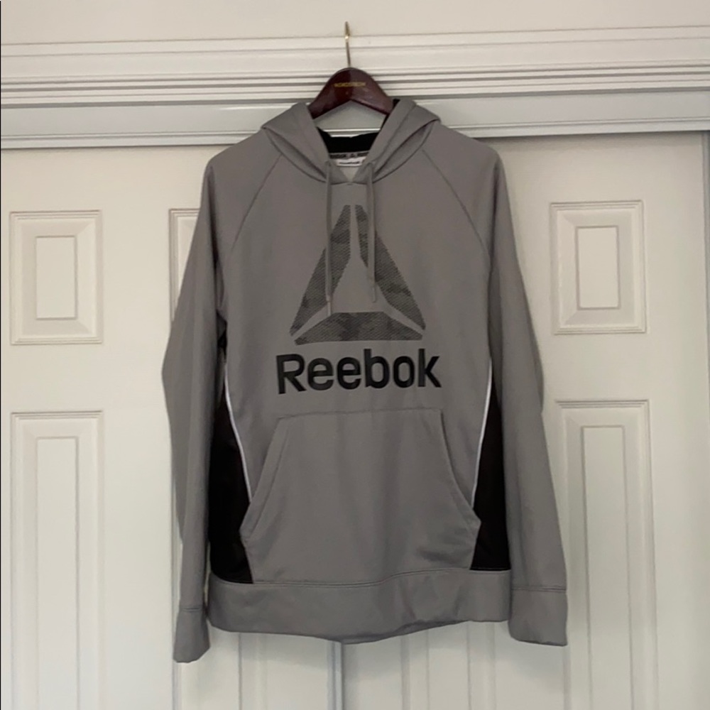 Reebok Mens size L Grey & Black Hoodie